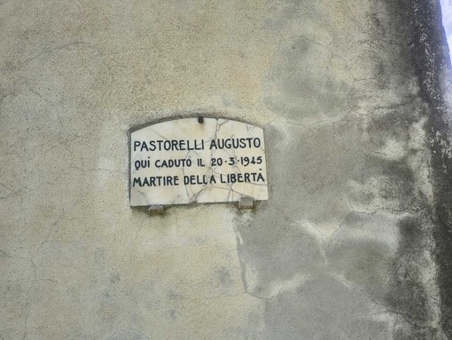Montalto Carpasio, targa commemorativa di Augusto Pastorelli