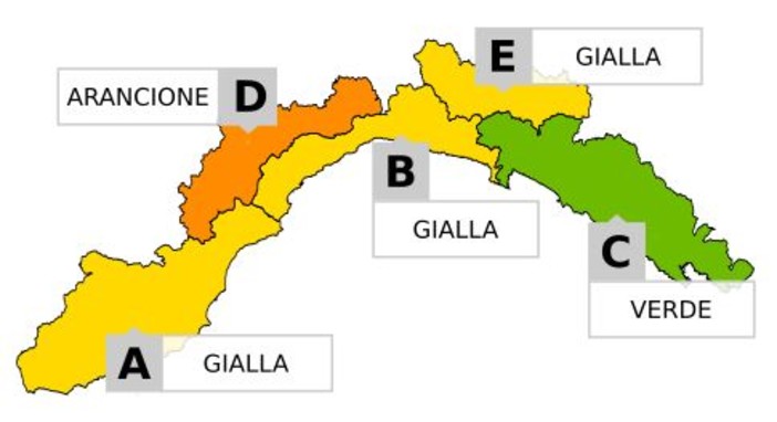 Allerta Meteo Gialla per neve sulla provincia di Imperia. Previste nevicate nell'entroterra Allerta Meteo Gialla per neve sulla provincia di Imperia. Previste nevicate nell'entroterra