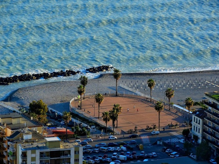 Ventimiglia, le aree demaniali passano al Comune. Di Muro: "Non possono più essere oggetto di concessioni onerose"