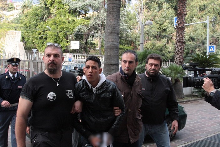 Sanremo: cattura del presunto omicida nella Pigna, i ringraziamenti di un nostro lettore Sanremo: cattura del presunto omicida nella Pigna, i ringraziamenti di un nostro lettore