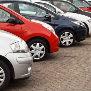 Imperia, il parco auto invecchia ancora: età media oltre i 14 anni e boom di richieste di assistenza stradale