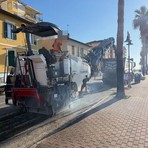 Ventimiglia, asfaltatura sul lungomare: proseguono i lavori Ventimiglia, asfaltatura sul lungomare: proseguono i lavori