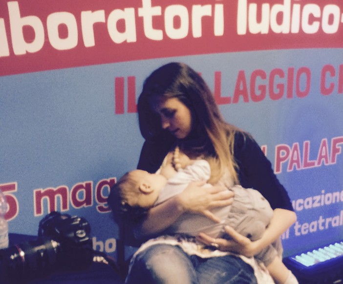 Sanremo: pausa allattamento al Kinder Time, oggi al Palafiori di corso Garibaldi "Allattare e lavorare si può" Sanremo: pausa allattamento al Kinder Time, oggi al Palafiori di corso Garibaldi "Allattare e lavorare si può"