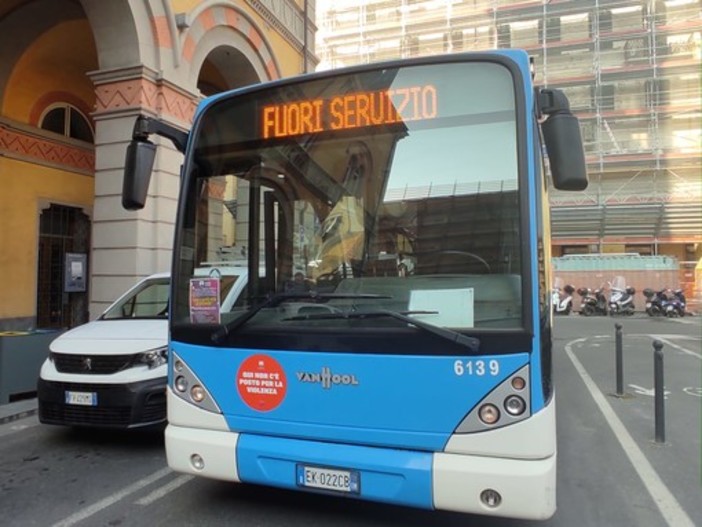 Nuovo sciopero della Riviera Trasporti per venerdì prossimo: altri disagi ed ecco le modifiche al servizio Nuovo sciopero della Riviera Trasporti per venerdì prossimo: altri disagi ed ecco le modifiche al servizio