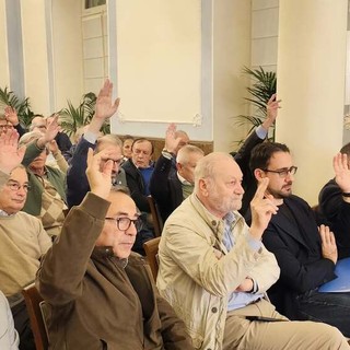Stangata sulle bollette di Rivieracqua: via libera all’aumento. Scajola: "Ma investimenti per 133 milioni" Stangata sulle bollette di Rivieracqua: via libera all’aumento. Scajola: "Ma investimenti per 133 milioni"