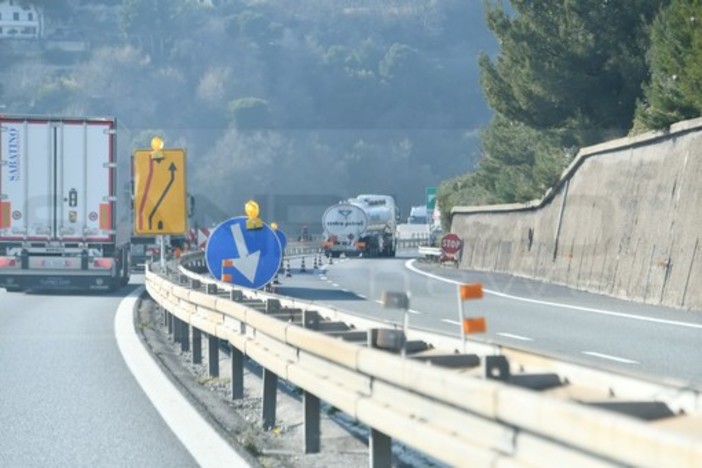 Pasquetta serena per i viaggiatori: A10 libera dal traffico Pasquetta serena per i viaggiatori: A10 libera dal traffico
