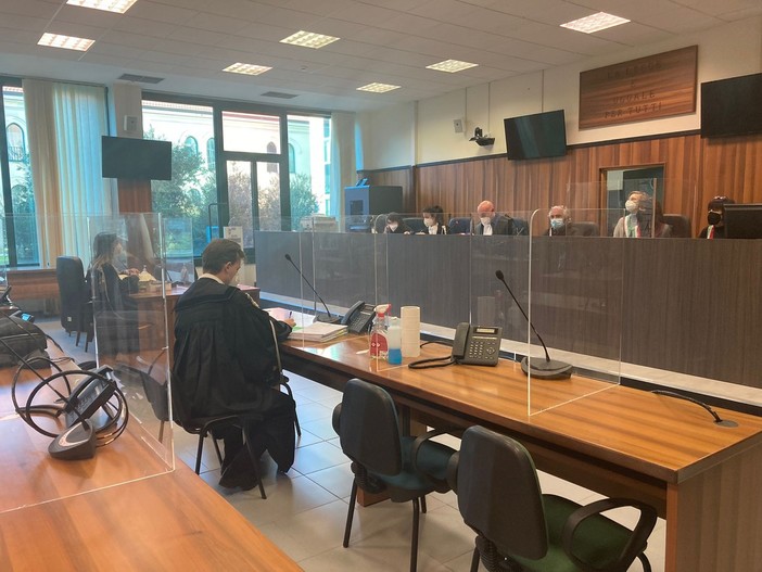 Imperia, maxi truffa alle assicurazioni: in primo grado condannato un solo imputato