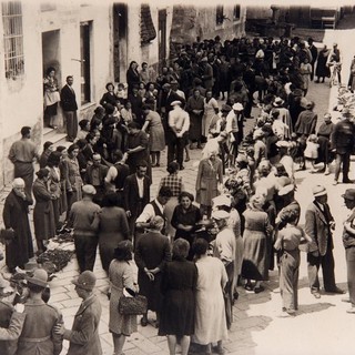 Antica foto del Mercato di Taggia
