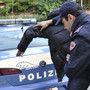Torino: agente del commissariato di Sanremo ferma un ladro di smartphone in piazza Carlo Felice Torino: agente del commissariato di Sanremo ferma un ladro di smartphone in piazza Carlo Felice