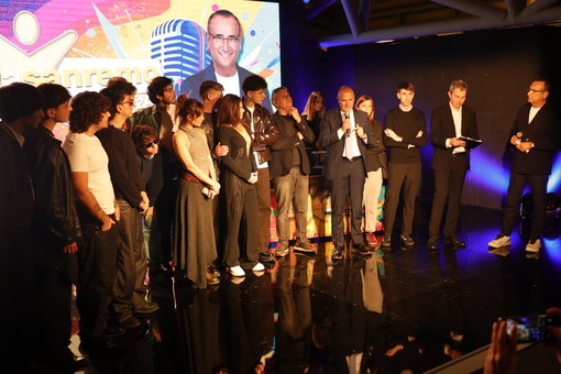 Area Sanremo, Consiglio e Balestra all'attacco: "Non si cancelli l'accesso al Festival per i due giovani"