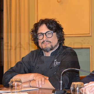 Lo chef Alessandro Borghese bacchetta le autostrade liguri: 6 ore per andare da Milano a Ventimiglia