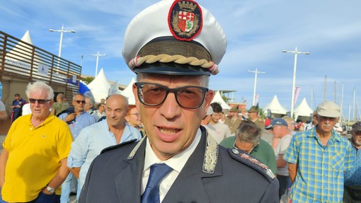 Il comandante della Municipale Aldo Bergaminelli resta a Imperia: “Me ne andrò per mia scelta esclusiva e non certo per volontà altrui” Il comandante della Municipale Aldo Bergaminelli resta a Imperia: “Me ne andrò per mia scelta esclusiva e non certo per volontà altrui”