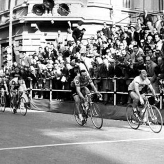 Arrivo della Milano-Sanremo in via Roma, il punto di vista di ex atleta cicloamatore ed ex giudice di gara