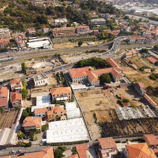 Ventimiglia: al via la demolizione della cabina elettrica sulla domus 'del cavalcavia' a Nervia Ventimiglia: al via la demolizione della cabina elettrica sulla domus 'del cavalcavia' a Nervia