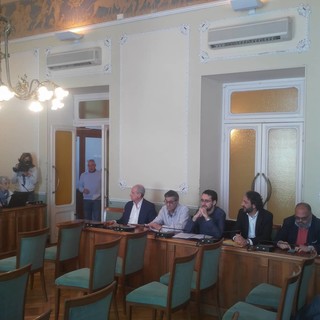 Convocata per venerdì prossimo in videoconferenza l’Assemblea dei Sindaci Convocata per venerdì prossimo in videoconferenza l’Assemblea dei Sindaci