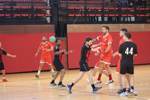 Pallamano, due squadre dell'Abc Bordighera scendono in campo (Foto) Pallamano, due squadre dell'Abc Bordighera scendono in campo (Foto)