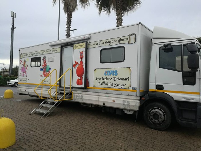 Giornata della Donazione: domenica a Sanremo raccolte 11 sacche di sangue con AVIS Imperia Giornata della Donazione: domenica a Sanremo raccolte 11 sacche di sangue con AVIS Imperia