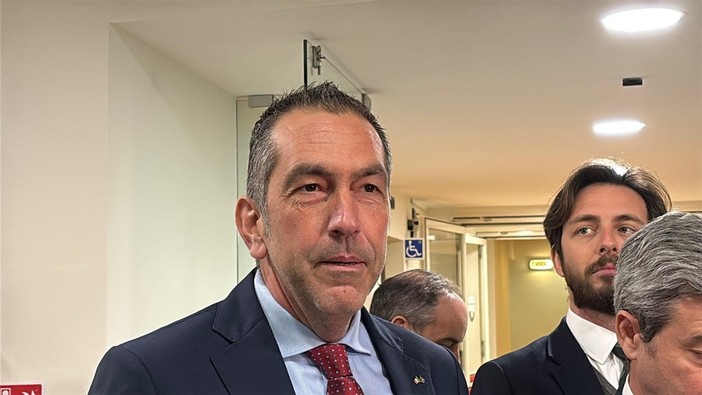 "Ioculano sei uno zero", l'attacco di Bucci al consigliere dem fa imbufalire Arboscello: "Basta con esternazioni scomposte e insulti"