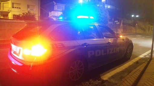 Imperia, accoltellato fuori dalla discoteca: un fermato per tentato omicidio Imperia, accoltellato fuori dalla discoteca: un fermato per tentato omicidio