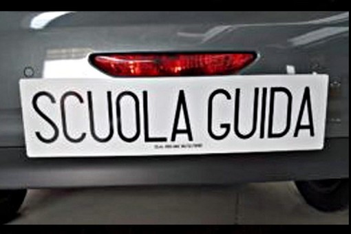 Autotrasporto: pratiche auto e autoscuole, i bandi per avere idoneità e abilitazione sul sito della Provincia Autotrasporto: pratiche auto e autoscuole, i bandi per avere idoneità e abilitazione sul sito della Provincia