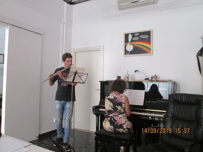 Vallecrosia: interessante incontro con la musica a cura dell'Associazione Musicale 'Pergolesi'