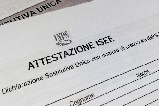 Per i clienti di Poste Italiane possibilità di richiedere online i documenti utili per l’ISEE 2024 Per i clienti di Poste Italiane possibilità di richiedere online i documenti utili per l’ISEE 2024