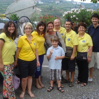 Vallebona: successo per il service del Lions Club Bordighera Otto Luoghi all’Ape in Fiore