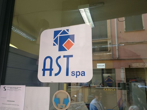 Imperia: è drammatico il passaggio da Ast ad Abaco. Ridotte drasticamente le ore di lavoro dei dipendenti Imperia: è drammatico il passaggio da Ast ad Abaco. Ridotte drasticamente le ore di lavoro dei dipendenti