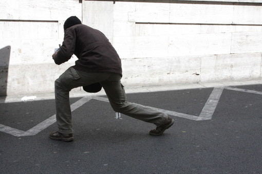 Sanremo: accoltellamento nella notte di fronte al Casinò, caso risolto a tempo di record e arrestato il colpevole Sanremo: accoltellamento nella notte di fronte al Casinò, caso risolto a tempo di record e arrestato il colpevole