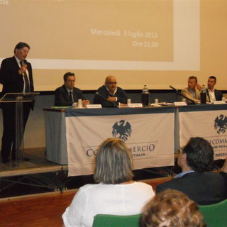 Sanremo: lotta all'abusivismo, rilancio del turismo ed Expo 2015, sono alcuni degli argomenti emersi nell'assemblea annuale di Confcommercio Sanremo: lotta all'abusivismo, rilancio del turismo ed Expo 2015, sono alcuni degli argomenti emersi nell'assemblea annuale di Confcommercio