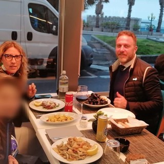 Covid, il vice presidente della Regione a cena dal ristoratore del Movimento Imprese Italiane: "No coprifuoco"