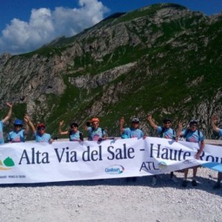 Dal casello di Limone Piemonte 1200 passaggi verso la Via del Sale: tanti i turisti stranieri (Video)