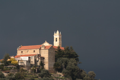 Castellaro: questa sera prende il via nuovo festival di Musica classica 'Appunti sonori' Castellaro: questa sera prende il via nuovo festival di Musica classica 'Appunti sonori'