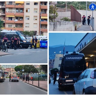 Accoltellamento a Ventimiglia, spiegamento di forze dell'ordine in città (Foto) Accoltellamento a Ventimiglia, spiegamento di forze dell'ordine in città (Foto)