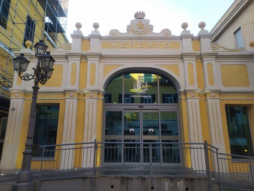 Imperia: concessione del bar al Mercato coperto di Porto Maurizio, è possibile fare domanda sino all'8 giugno