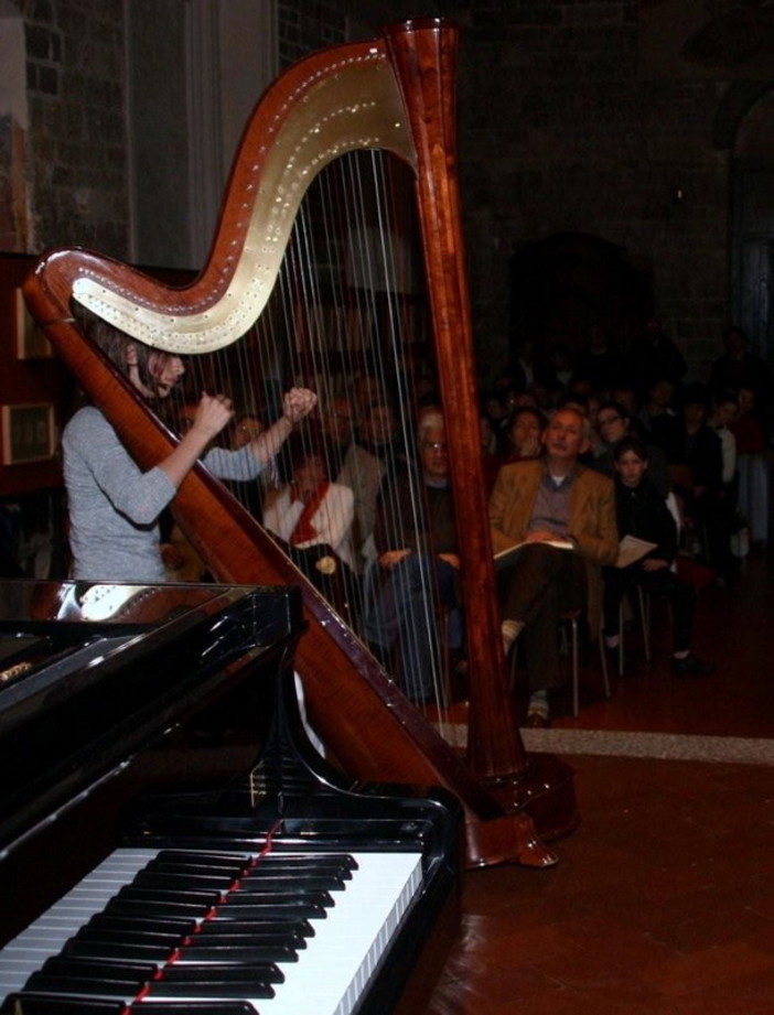 Imperia: giovani musiciste in concerto al Teatro della Parrocchia di Cristo Re Imperia: giovani musiciste in concerto al Teatro della Parrocchia di Cristo Re