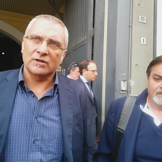 Imperia: terminata dopo oltre sei ore la riunione sul futuro dell'Agnesi. La soluzione: "Produzione di succedanei all'interno di tutto o parte dell'attuale stabilimento" Imperia: terminata dopo oltre sei ore la riunione sul futuro dell'Agnesi. La soluzione: "Produzione di succedanei all'interno di tutto o parte dell'attuale stabilimento"