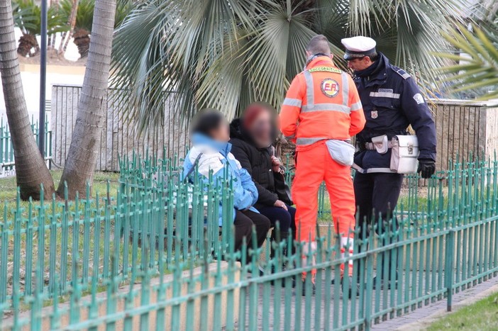 Sanremo: aggressione nella notte nei pressi dell'Ospedale, clochard 49enne picchiata selvaggiamente Sanremo: aggressione nella notte nei pressi dell'Ospedale, clochard 49enne picchiata selvaggiamente