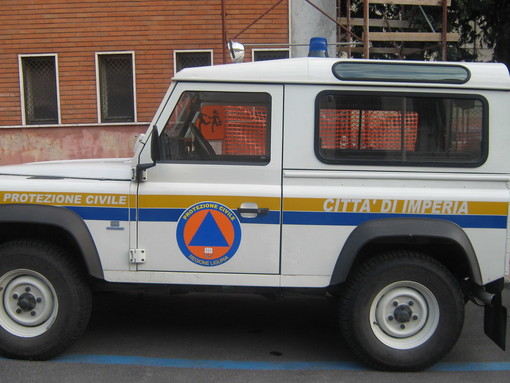 Imperia: sabato prossimo l'inaugurazione di due mezzi per la Protezione Civile Imperia: sabato prossimo l'inaugurazione di due mezzi per la Protezione Civile
