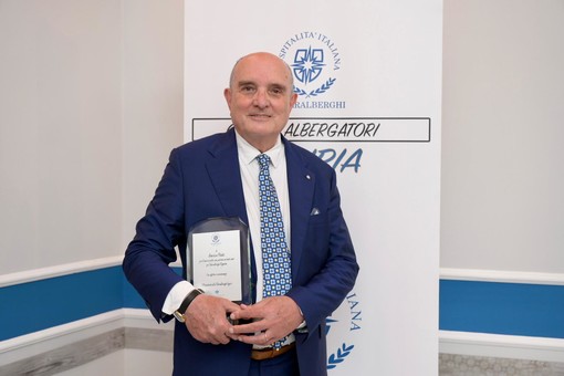 Americo Pilati rimane in Federalberghi: "C'è ancora tanto da fare. Dobbiamo fermare le trasformazioni in seconde case" Americo Pilati rimane in Federalberghi: "C'è ancora tanto da fare. Dobbiamo fermare le trasformazioni in seconde case"