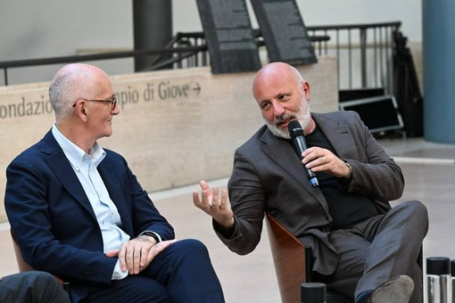 Carlo Bonini e Franco Gabrielli ospiti alla Bocciofila di Ventimiglia Carlo Bonini e Franco Gabrielli ospiti alla Bocciofila di Ventimiglia