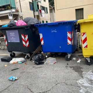 Estate a Ventimiglia, informazioni e consigli sulla raccolta differenziata: infopoint al Resentello (Foto) Estate a Ventimiglia, informazioni e consigli sulla raccolta differenziata: infopoint al Resentello (Foto)