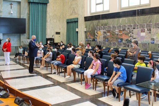 Imperia conferma la Bandiera Verde per l'educazione ambientale. “Città sempre più attenta ai temi green” (foto)