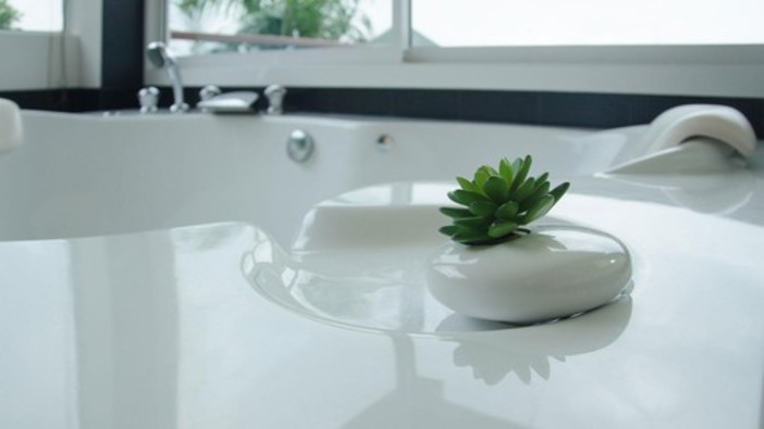 Come essere più ecosostenibili in bagno partendo da poche semplici abitudini