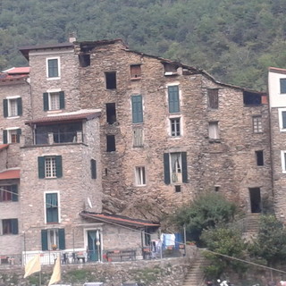 Degrado a Buggio, Alberto Pastor al sindaco di Pigna: "Ho inviato tante Pec al Comune ma non ho mai ricevuto risposta"