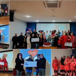Divertimento e solidarietà a Camporosso, Aceb premia Croce Verde Intemelia e Cri di Imperia (Foto e video)