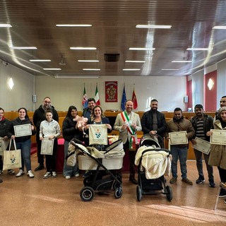 Ventimiglia, consegnati i primi 11 Baby Kit ai neogenitori Ventimiglia, consegnati i primi 11 Baby Kit ai neogenitori