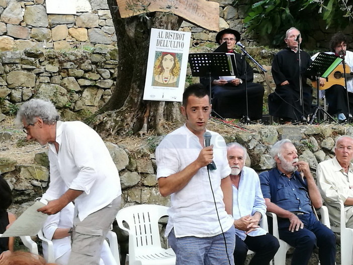 Tutto pronto a Badalucco per il Bistrot dell'Ulivo: attestato di stima a a Silvia e Marco Ravera dell’Azienda agricola RaveraBio