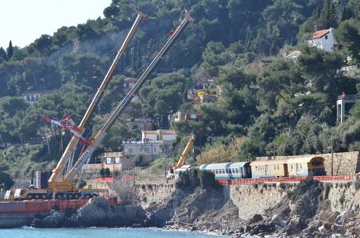 Deragliamento del treno ad Andora: conferma di RFI, la linea ferroviaria tornerà operativa dal 10 marzo Deragliamento del treno ad Andora: conferma di RFI, la linea ferroviaria tornerà operativa dal 10 marzo