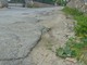 Imperia: asfalto dissestato in Strada Ciosa, la segnalazione di una nostra lettrice